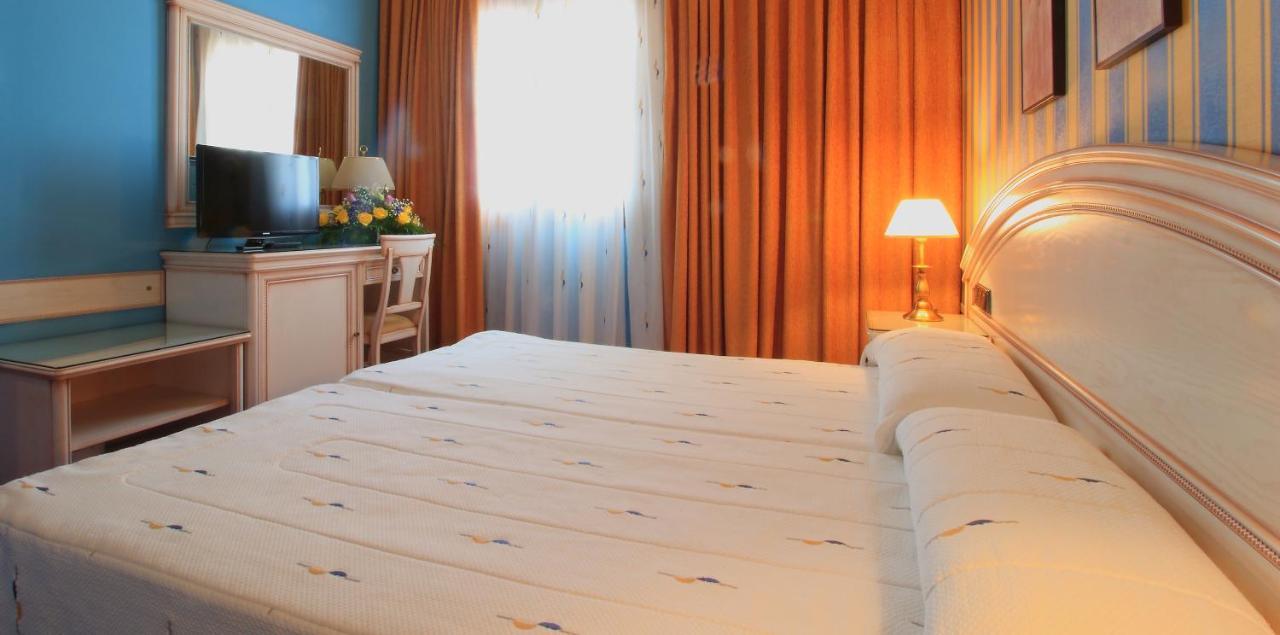 Hotel Conde Ansurez By Almia Hoteles Valladolid Zewnętrze zdjęcie