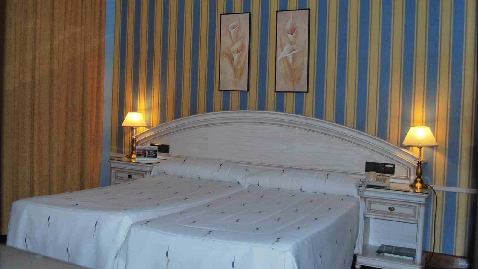 Hotel Conde Ansurez By Almia Hoteles Valladolid Zewnętrze zdjęcie
