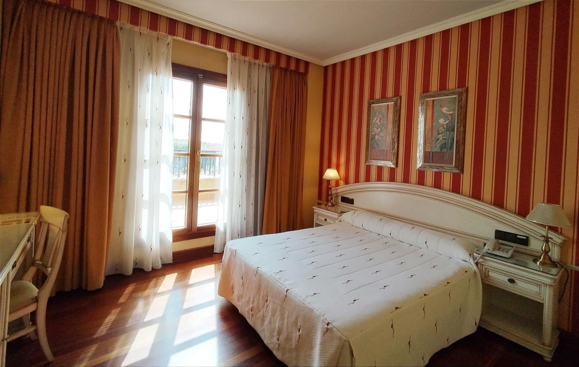 Hotel Conde Ansurez By Almia Hoteles Valladolid Zewnętrze zdjęcie